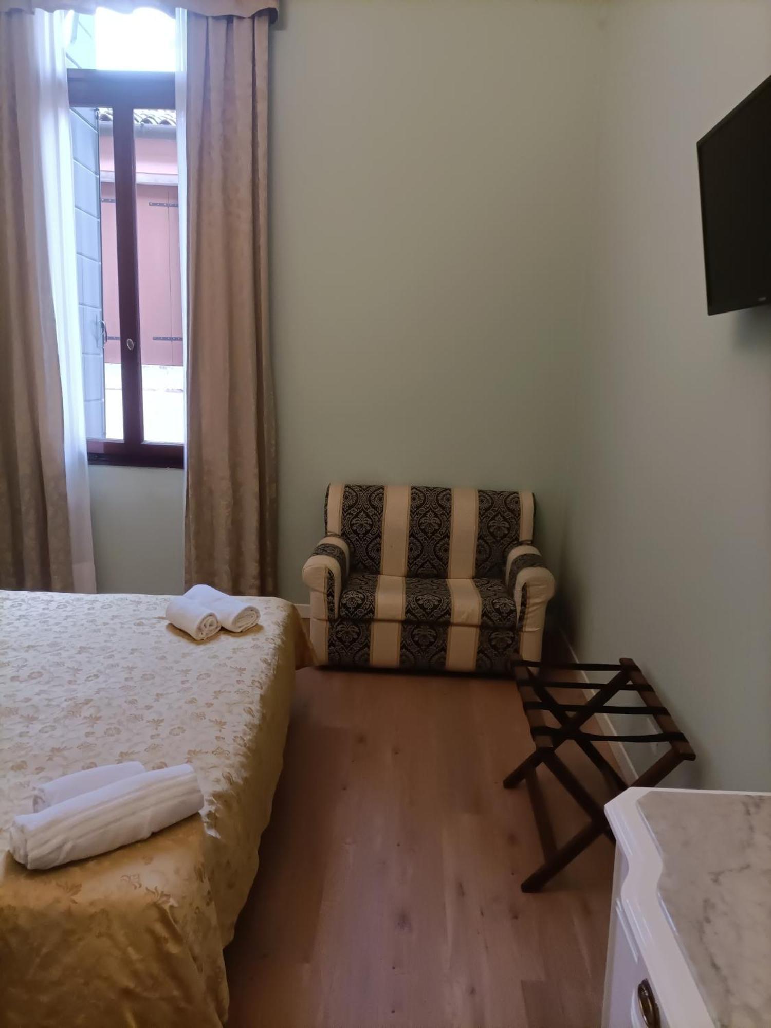 Palazzo Lion Morosini - Check In Presso Locanda Ai Santi Apostoli Venecia Exterior foto
