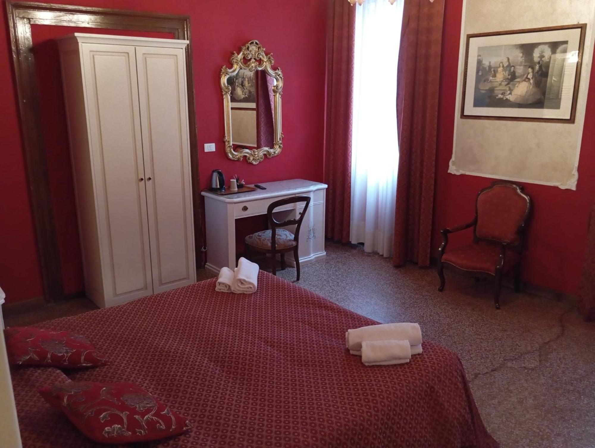 Palazzo Lion Morosini - Check In Presso Locanda Ai Santi Apostoli Venecia Exterior foto
