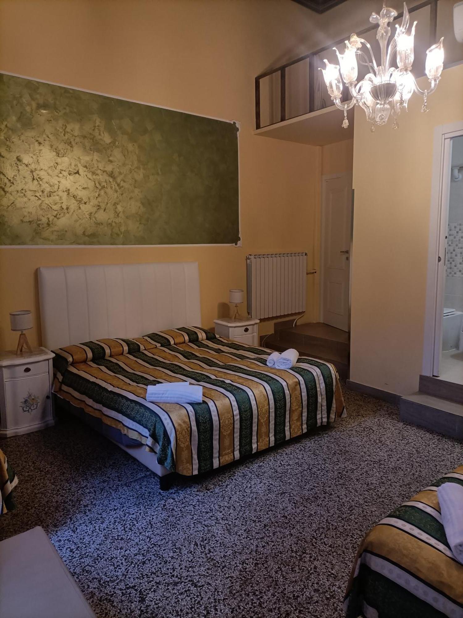 Palazzo Lion Morosini - Check In Presso Locanda Ai Santi Apostoli Venecia Exterior foto
